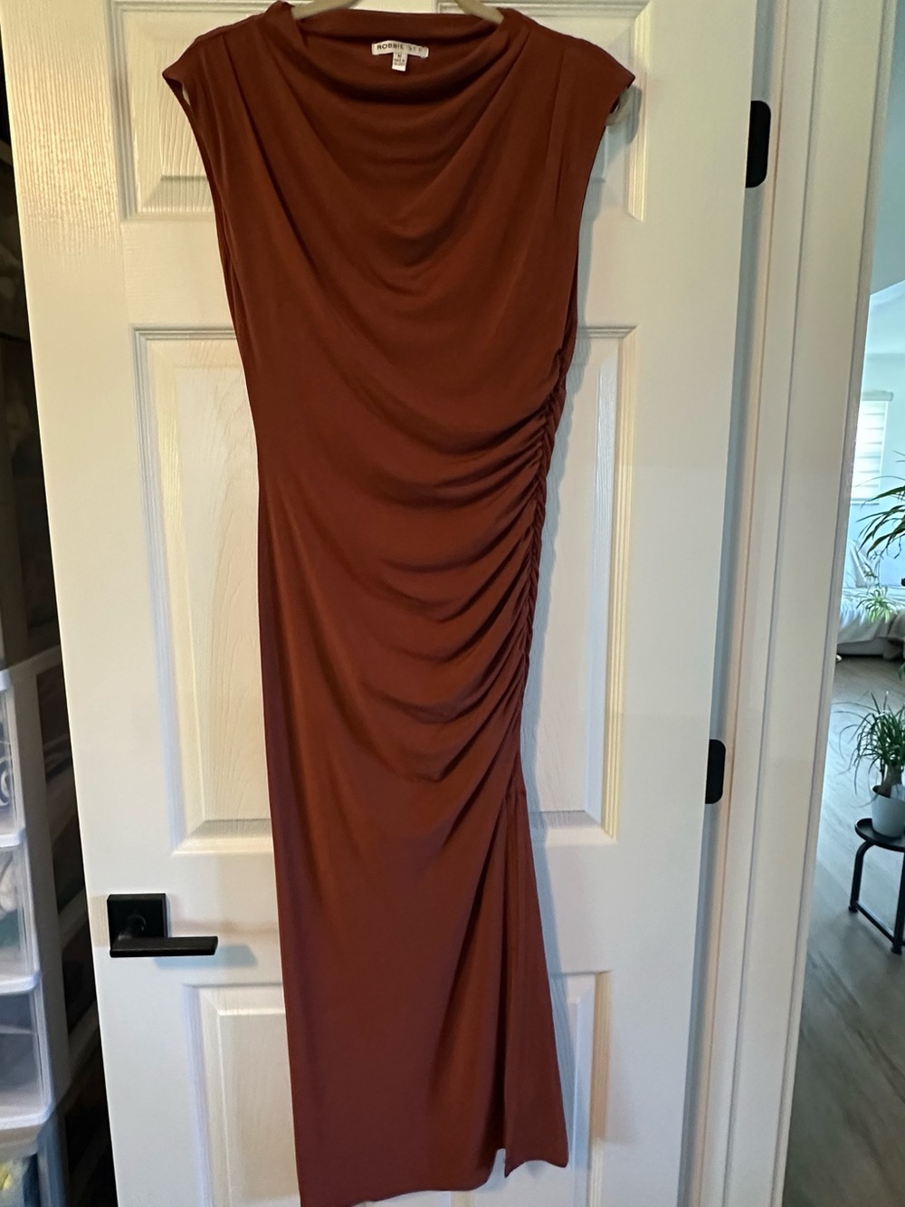 Robbie Bee Brown Ruched-Side Maxi Dress